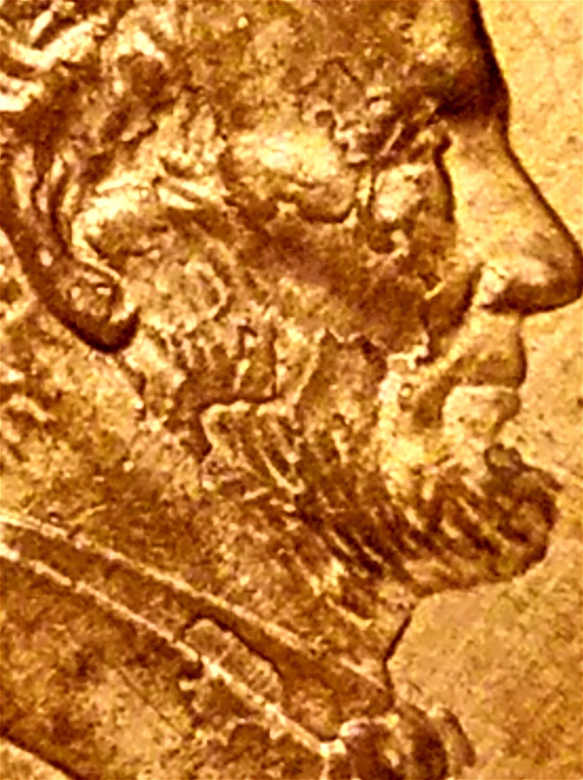 1992-P-Lincoln-Cent-Plating-Error-At-Face,-Beard,-Shirt-Collar-On-Obverse?